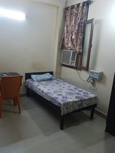 Bedroom Image of Gayatri pg in Vasant Kunj, New Delhi