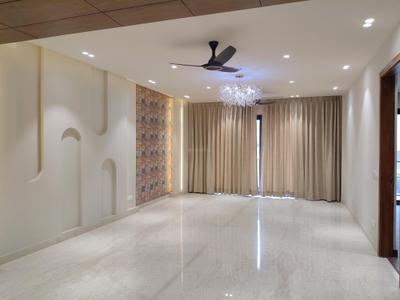 Living Room Image of 2100 Sq.ft 3.5 BHK Builder Floor for sale in Adani Samsara, Sector 61 Gurgaon for Rs. 39900000