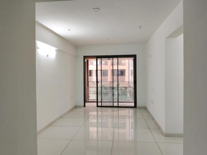 Saanvi Nirman Spectra Main Image 1