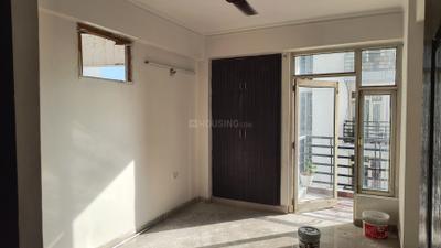 Bedroom Image of 1349 Sq.ft 3 BHK Apartment / Flat for rent in Gardenia Glory, Sector 46 Noida for Rs. 36500