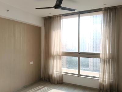 Bedroom Image of 800 Sq.ft 2 BHK Apartment / Flat for sale in Rosa Manhattan Phase 1, Hiranandani Estate Thane for Rs. 14000000