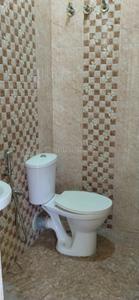 Bathroom Image of 1000 Sq.ft 2 BHK Independent House for rent in Halasuru Bengaluru for Rs. 23000