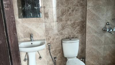 Image of 910 Sq.ft 2.5 BHK Apartment / Flat for rent in Prateek Grand City, Siddharth Vihar, Ghaziabad for Rs. 26500