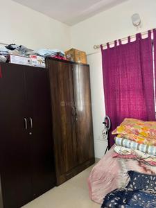 Bedroom Image of 900 Sq.ft 2 BHK Apartment / Flat for rent in Magarpatta Iris, Magarpatta City Pune for Rs. 37000