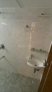 Bathroom Image of 600 Sq.ft 1 BHK Apartment / Flat for sale in Parel Mumbai for Rs. 18500000