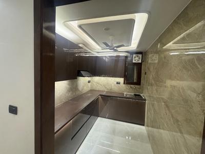 Kitchen Image of 900 Sq.ft 3 BHK Builder Floor for rent in Siddhartha Extension New Delhi for Rs. 43000