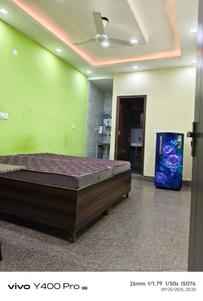 Bedroom Image of 350 Sq.ft 1 RK Builder Floor for rent in Patel Nagar New Delhi for Rs. 15500