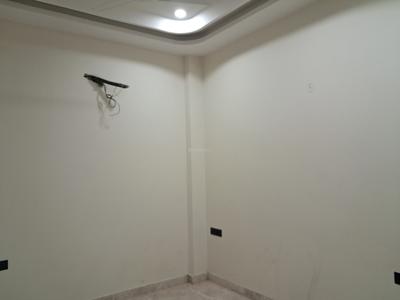 Bedroom Image of 1200 Sq.ft 3 BHK Builder Floor for sale in Paschim Vihar New Delhi for Rs. 26000000