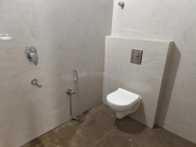 Bathroom Image of 1100 Sq.ft 2 BHK Apartment / Flat for rent in Srinagar Colony Hyderabad for Rs. 35000