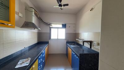 Kitchen Image of 1350 Sq.ft 3 BHK Apartment / Flat for sale in Lodha Splendora, Thane West Thane for Rs. 12500000