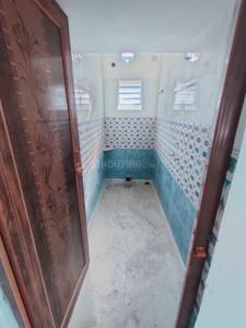 Bathroom Image of 650 Sq.ft 2 BHK Apartment / Flat for sale in Thakurpukur Kolkata for Rs. 1350000