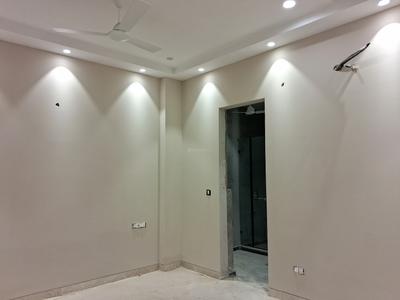 Bedroom Image of 2520 Sq.ft 4 BHK Builder Floor for sale in Punjabi Bagh New Delhi for Rs. 65000000