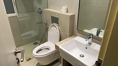 Image of 2000 Sq.ft 3.5 BHK Apartment / Flat for rent in Indiabulls Sky Forest, Parel, Mumbai for Rs. 400000