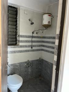 Bathroom Image of 774 Sq.ft 1 BHK Apartment / Flat for sale in Laxmi Nivas, Narolgam Ahmedabad for Rs. 2100000