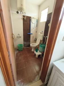 Bathroom Image of 700 Sq.ft 1 BHK Builder Floor for rent in Doddanekundi Bengaluru for Rs. 18000