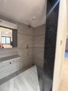 Bathroom Image of 550 Sq.ft 1 BHK Apartment / Flat for sale in Parel Mumbai for Rs. 21000000