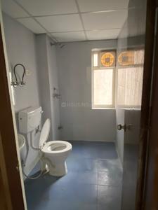 Bathroom Image of 1643 Sq.ft 3 BHK Apartment / Flat for rent in Pardesi Ushay Tower, Kundli Sonipat for Rs. 24000