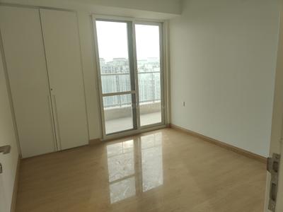 Bedroom Image of 2300 Sq.ft 3 BHK Apartment / Flat for rent in DLF One Midtown, Karampura New Delhi for Rs. 130000