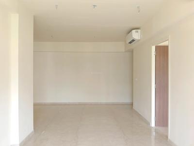 Living Room Image of 1350 Sq.ft 3 BHK Apartment / Flat for sale in Lodha Sterling, Thane West Thane for Rs. 31000000