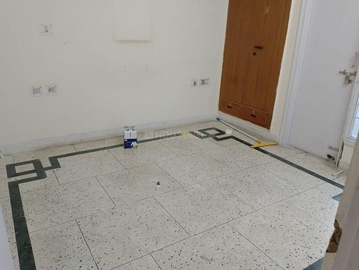 R M L apartment Bedroom 1