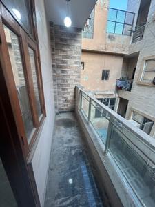 Balcony Image of 800 Sq.ft 2 BHK Builder Floor for rent in RWA Jitar Nagar Block C, Krishna Nagar New Delhi for Rs. 20000