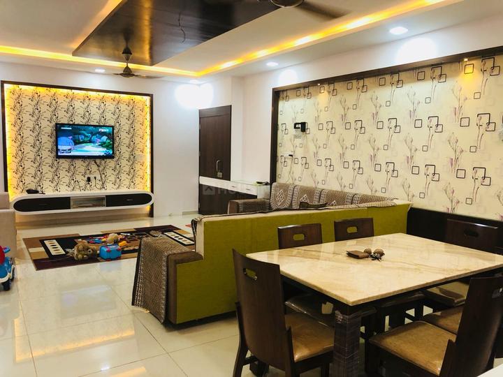 Gala Luxuria Main Image 1