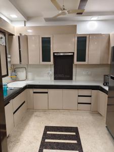 Kitchen Image of 3250 Sq.ft 4 BHK Builder Floor for rent in RWA Anand Vihar, Anand Vihar New Delhi for Rs. 70000