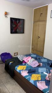 Bedroom Image of 880 Sq.ft 2 BHK Apartment / Flat for rent in Alok Vihar II, Sector 50 Noida for Rs. 26000