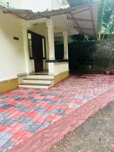 Image of 1450 Sq.ft 3 BHK Independent House for rent in Karaparamba, Kozhikode for Rs. 21500