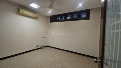 Bedroom Image of 2800 Sq.ft 4 BHK Builder Floor for sale in Safdarjung Enclave New Delhi for Rs. 80000000