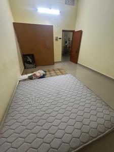 Bedroom Image of 1350 Sq.ft 3 BHK Builder Floor for rent in Nagwa Lanka Varanasi for Rs. 25000