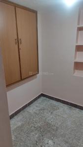 Bedroom Image of 1000 Sq.ft 2 BHK Builder Floor for rent in Karungalpalayam Erode for Rs. 14000