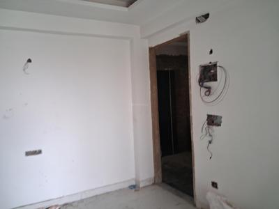 Living Room Image of 1050 Sq.ft 2 BHK Apartment / Flat for sale in Sector 101 Noida for Rs. 4200000