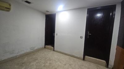 Bedroom Image of 2800 Sq.ft 4 BHK Builder Floor for sale in Safdarjung Enclave New Delhi for Rs. 80000000