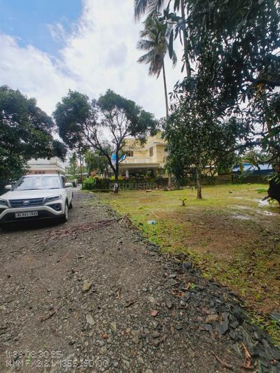 Ollukkara Main Image 1