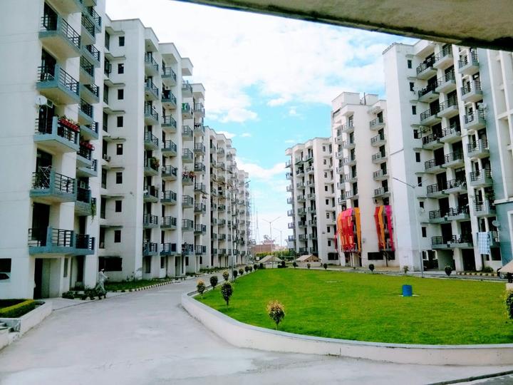 JBB Grand Tower T4 Main Image 1