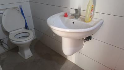 Image of 1035 Sq.ft 2 BHK Apartment / Flat for rent in Kumar Pebble Park, Hadapsar, Pune for Rs. 20000