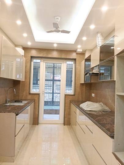 Mayfield Garden Luxury Floors Main Image 1