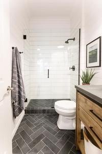 Bathroom Image of 1550 Sq.ft 3 BHK Apartment / Flat for sale in Sector 59 Noida for Rs. 4999000