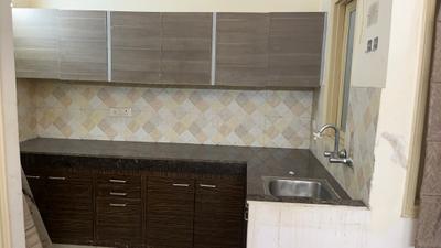 Kitchen Image of 600 Sq.ft 1 BHK Builder Floor for rent in Palam Vihar Extension Gurgaon for Rs. 13000