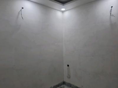 Bedroom Image of 810 Sq.ft 3 BHK Apartment / Flat for sale in Nawada New Delhi for Rs. 5000000