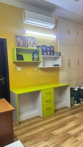 Bedroom Image of 2700 Sq.ft 4 BHK Builder Floor for sale in Vikaspuri New Delhi for Rs. 50000000