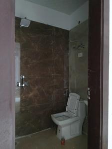 Common Bathroom Image of 1400 Sq.ft 3 BHK Apartment / Flat for sale in Shastri Nagar Ghaziabad for Rs. 6565000