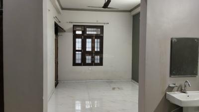 Living Room Image of 1500 Sq.ft 2 BHK Builder Floor for rent in Jankipuram Extension Lucknow for Rs. 15000