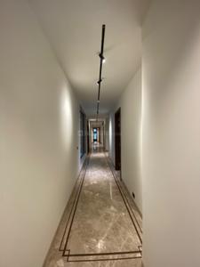 Passage Image of 4500 Sq.ft 4 BHK Builder Floor for sale in Panchsheel Park New Delhi for Rs. 119900000