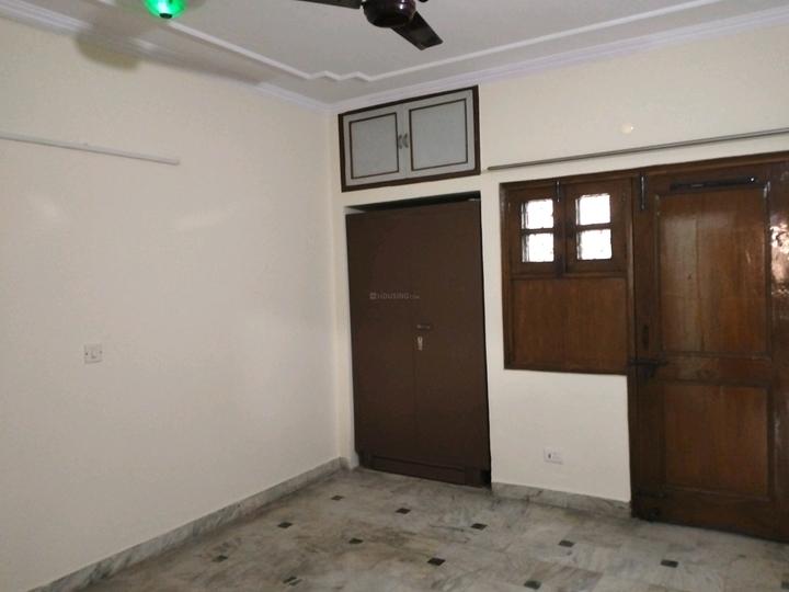 Outram Lines, GTB Nagar Bedroom One 1