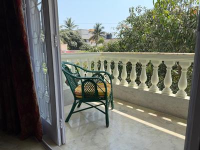 Balcony Image of 900 Sq.ft 2 BHK Apartment / Flat for sale in Bandra West Mumbai for Rs. 57500000