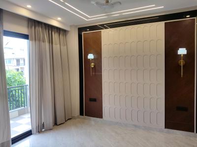 Bedroom Image of 2500 Sq.ft 4 BHK Builder Floor for sale in Ansal Versalia, Sector 67 Gurgaon for Rs. 28000000