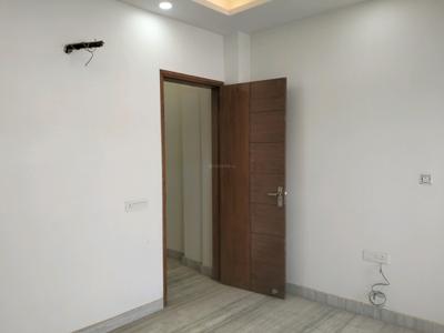 Bedroom Image of 900 Sq.ft 2 BHK Builder Floor for sale in Mukherjee Nagar New Delhi for Rs. 12500000