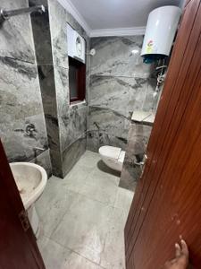 Image of 950 Sq.ft 3 BHK Builder Floor for sale in Pul Prahlad Pur, New Delhi for Rs. 8500000